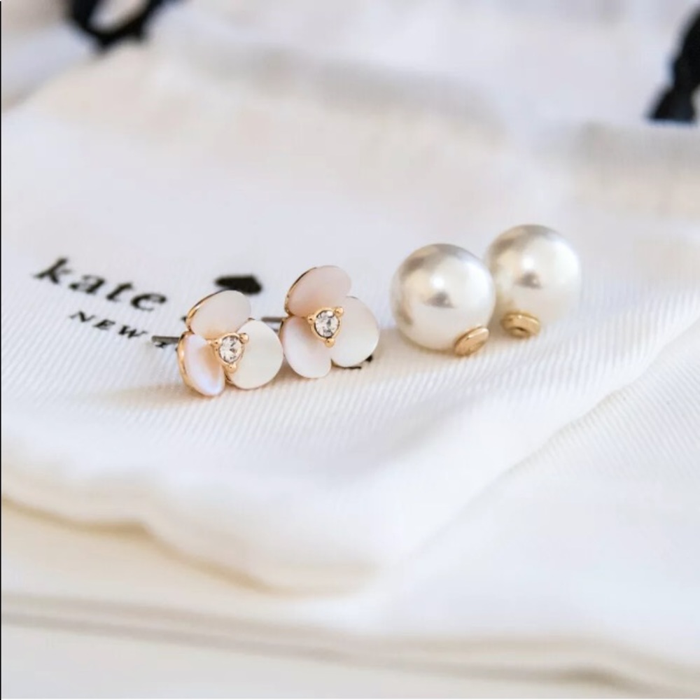 Kate Spade Pansy Reversible Pearl Flower Earring - Picture 2 of 6